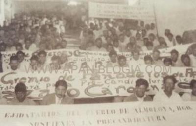 Aparente manifestación en la región donde brindan apoyo a la precandidatura del Gral. Lázaro Cardenas. (Foto proporcionada por la Familia Fernández)