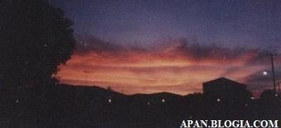 Un cielo ardiendo por la caída del atardecer (Foto tomada a las afueras de Apan por Juan Carlos Villordo)